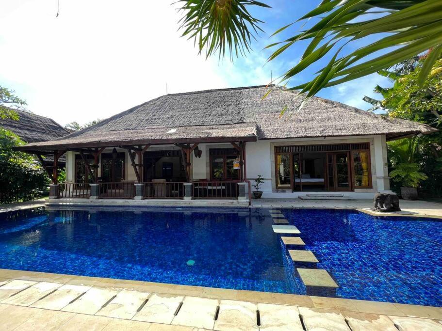 Bali Berg Villa, Sanur エクステリア 写真
